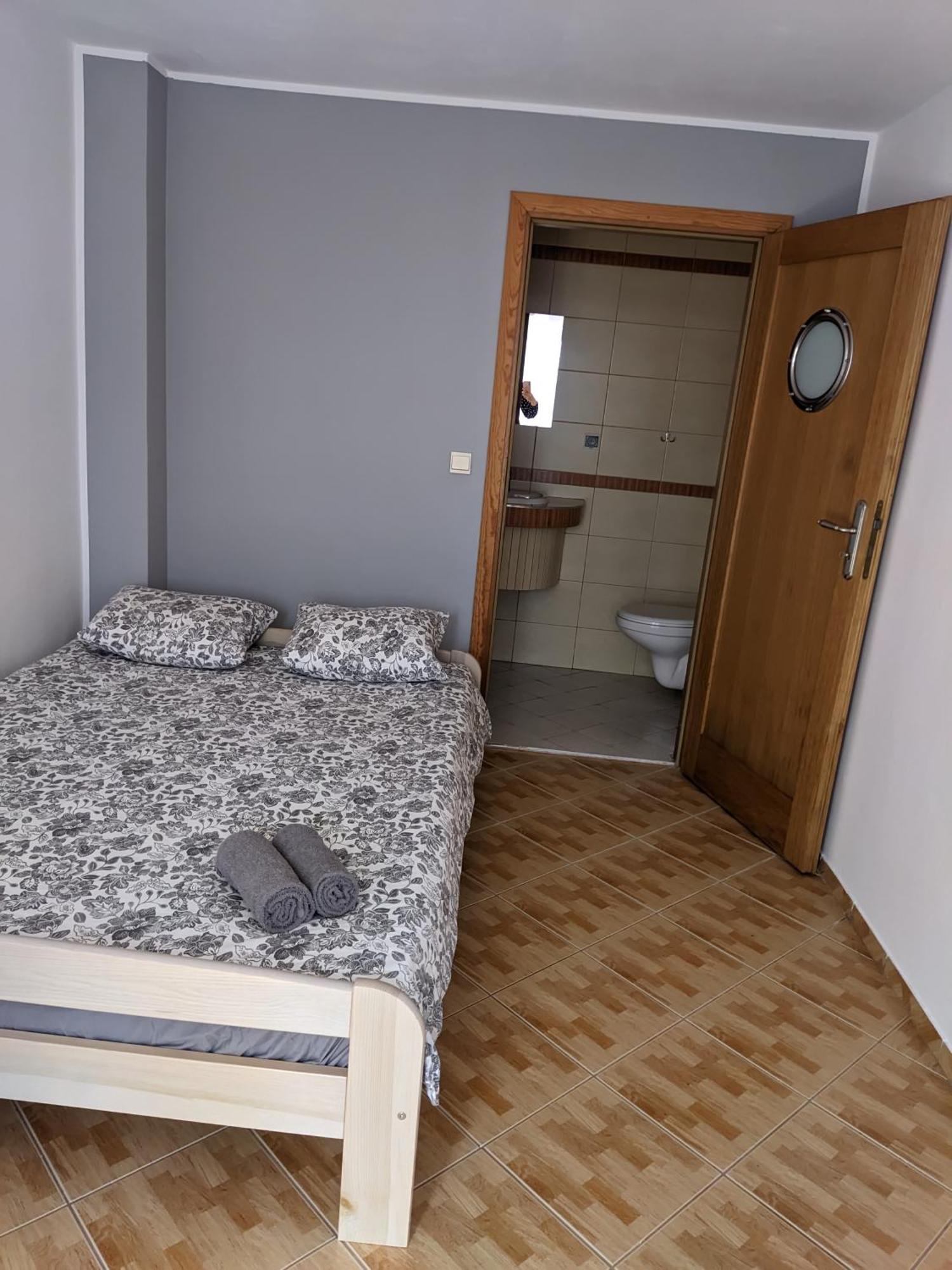 Homestay Delfin Wynajem Pokoi *
