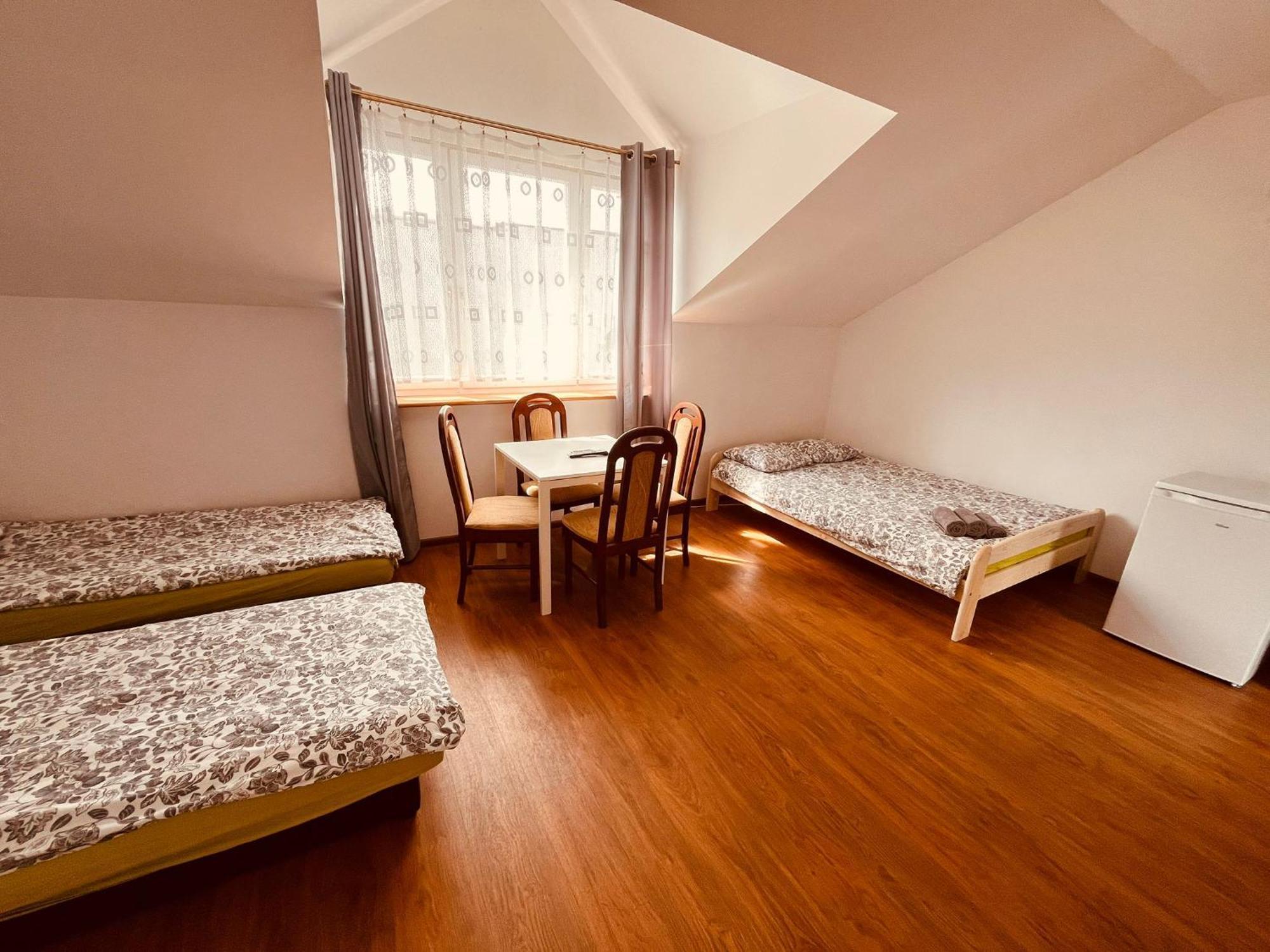 Homestay Delfin Wynajem Pokoi *
